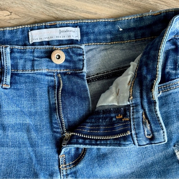 ASOS Stradivarius High Waist Distressed Skinny Jeans – Size 6 - Picture 4 of 8